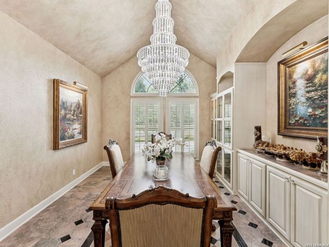 2 Galleria Drive, San Antonio, TX 78257
