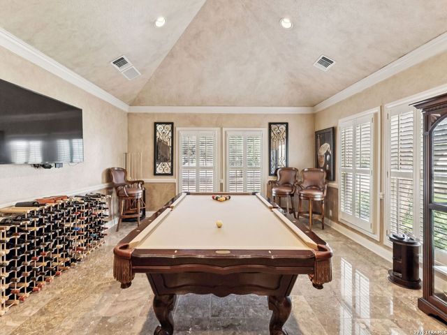 2 Galleria Drive, San Antonio, TX 78257