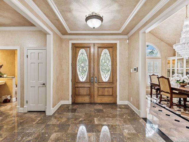 2 Galleria Drive, San Antonio, TX 78257