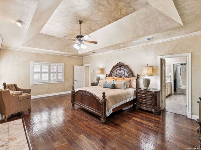 2 Galleria Drive, San Antonio, TX 78257