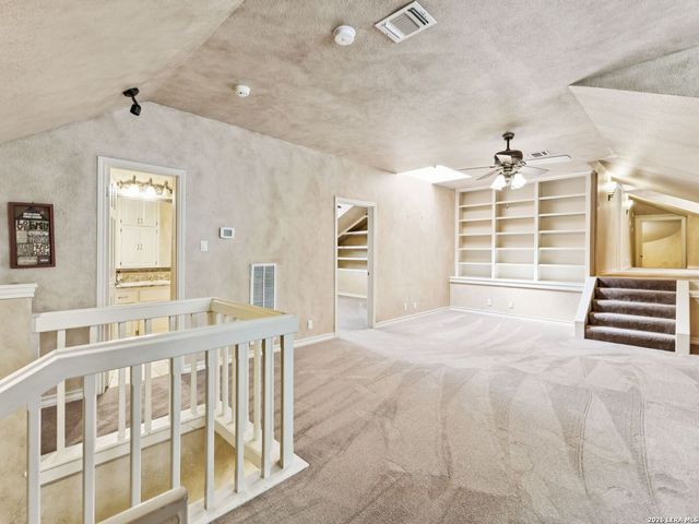 2 Galleria Drive, San Antonio, TX 78257