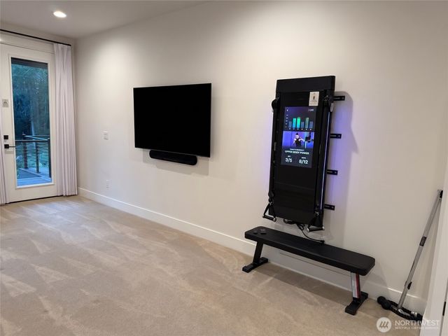 17345 Olympic Pl, Mount Vernon, WA 98274
