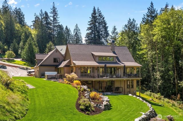 17345 Olympic Pl, Mount Vernon, WA 98274