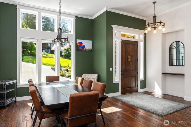 17345 Olympic Pl, Mount Vernon, WA 98274