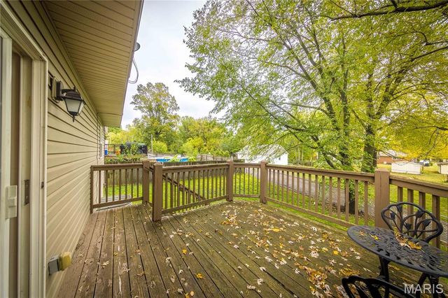 2204 Burns Avenue, Overland, MO 63114