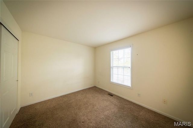 2204 Burns Avenue, Overland, MO 63114