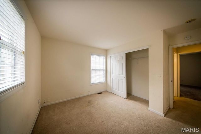 2204 Burns Avenue, Overland, MO 63114