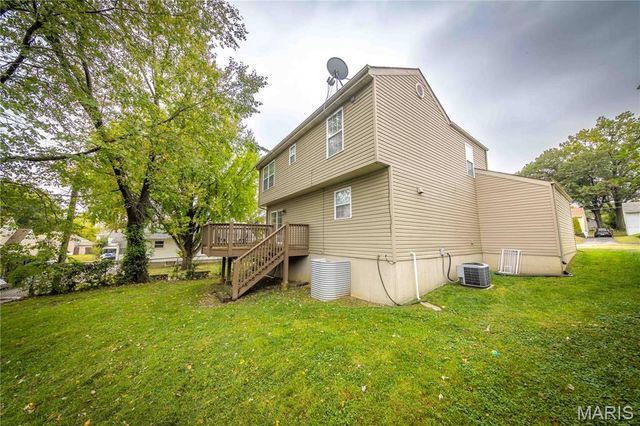 2204 Burns Avenue, Overland, MO 63114