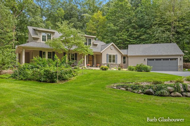7454 Childsdale Avenue Ne, Plainfield Twp, MI 49341