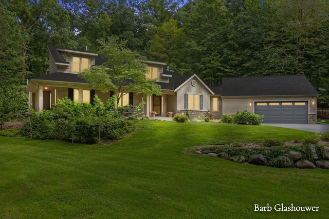 7454 Childsdale Avenue Ne, Plainfield Twp, MI 49341