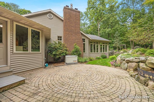 7454 Childsdale Avenue Ne, Plainfield Twp, MI 49341
