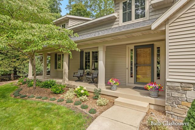 7454 Childsdale Avenue Ne, Plainfield Twp, MI 49341