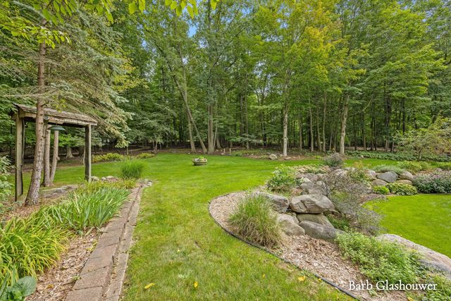 7454 Childsdale Avenue Ne, Plainfield Twp, MI 49341