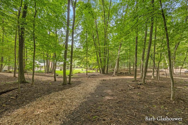 7454 Childsdale Avenue Ne, Plainfield Twp, MI 49341