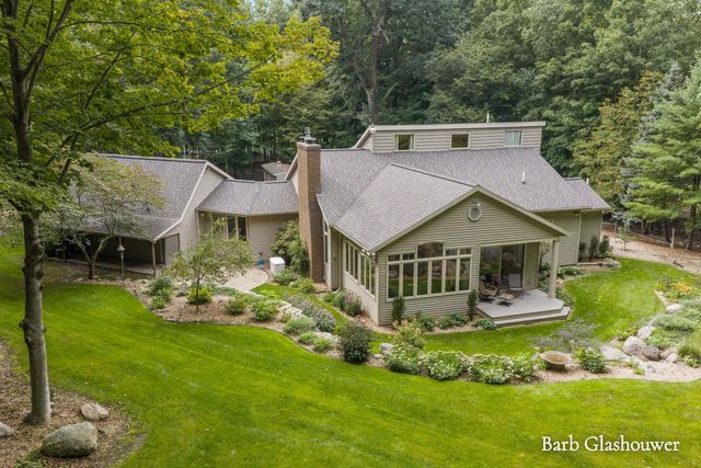 7454 Childsdale Avenue Ne, Plainfield Twp, MI 49341