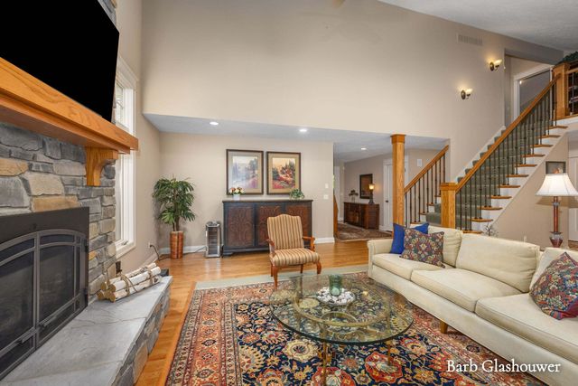 7454 Childsdale Avenue Ne, Plainfield Twp, MI 49341
