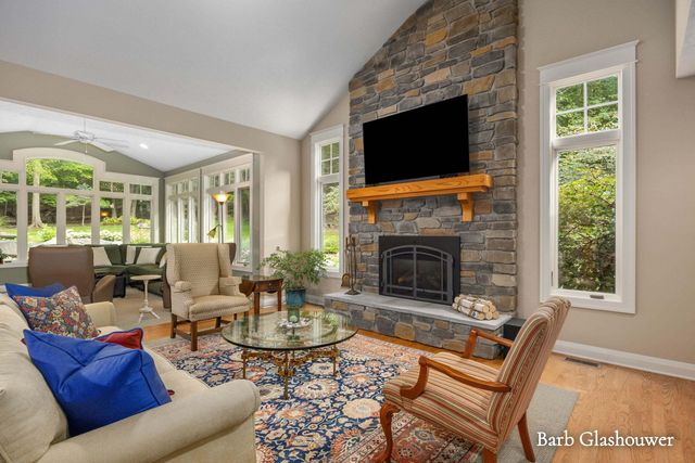 7454 Childsdale Avenue Ne, Plainfield Twp, MI 49341