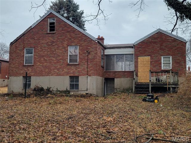 7126 Theodore Avenue, St Louis, MO 63136