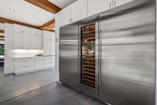 26000 Mattole Road, Ferndale, CA 95536