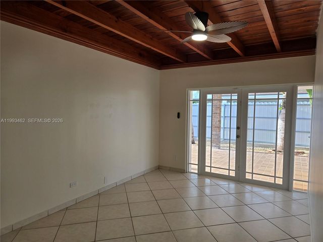 10475 SW 42 TE 0, Unincorporated Dade County, FL 33165