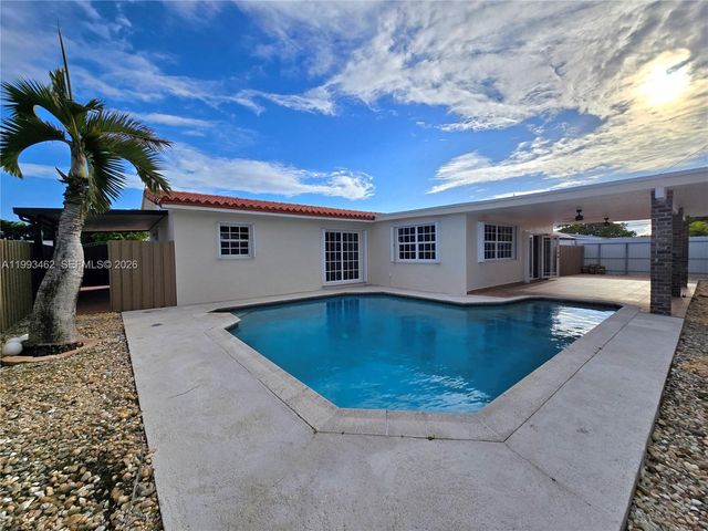 10475 SW 42 TE 0, Unincorporated Dade County, FL 33165