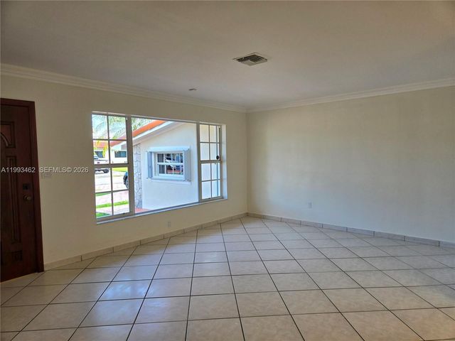 10475 SW 42 TE 0, Unincorporated Dade County, FL 33165