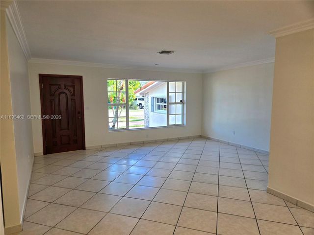 10475 SW 42 TE 0, Unincorporated Dade County, FL 33165