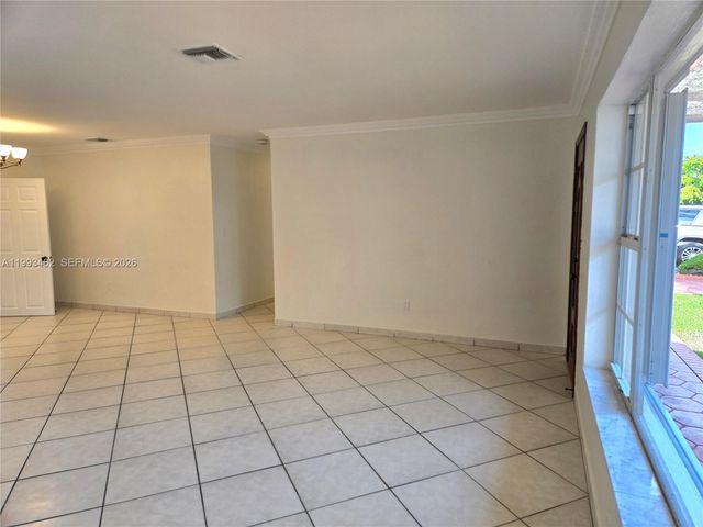 10475 SW 42 TE 0, Unincorporated Dade County, FL 33165