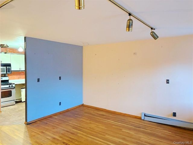 7817 153rd Avenue H1, Howard Beach, NY 11414