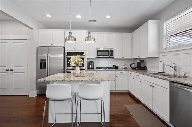 4009 Glendianne Way, Powder Springs, GA 30127