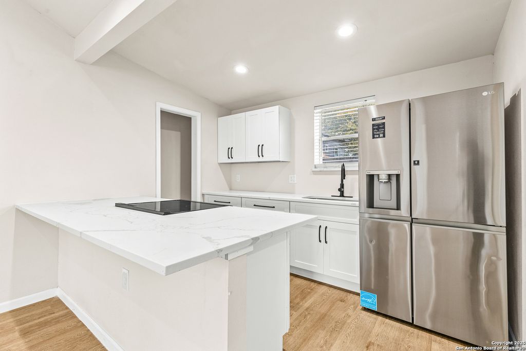 207 Alvarez # 2, San Antonio, TX 78204