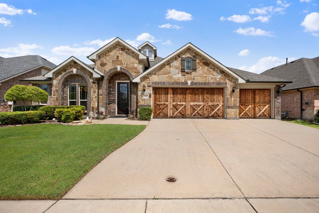 312 Kelvington Drive, Anna, TX 75409
