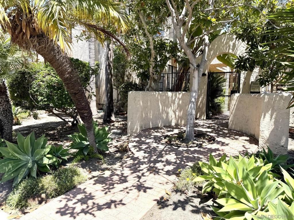 4671 HAMILTON ST 8, San Diego, CA 92116 — photo 2