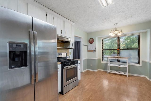 1179 Midland Drive NW, Acworth, GA 30102