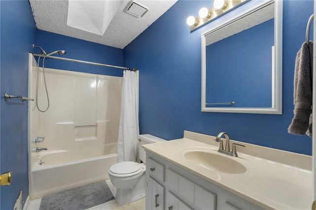 1179 Midland Drive NW, Acworth, GA 30102