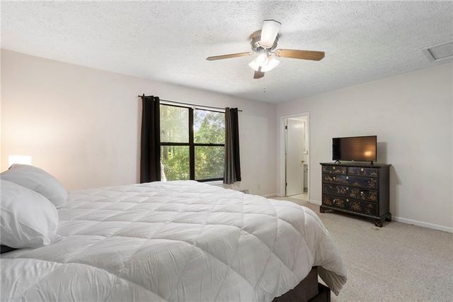 1179 Midland Drive NW, Acworth, GA 30102