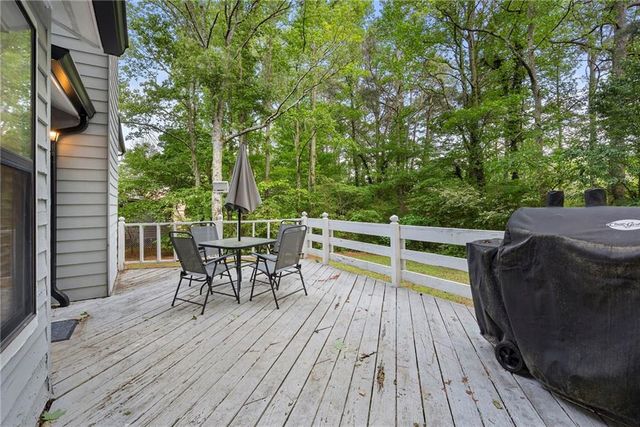 1179 Midland Drive NW, Acworth, GA 30102