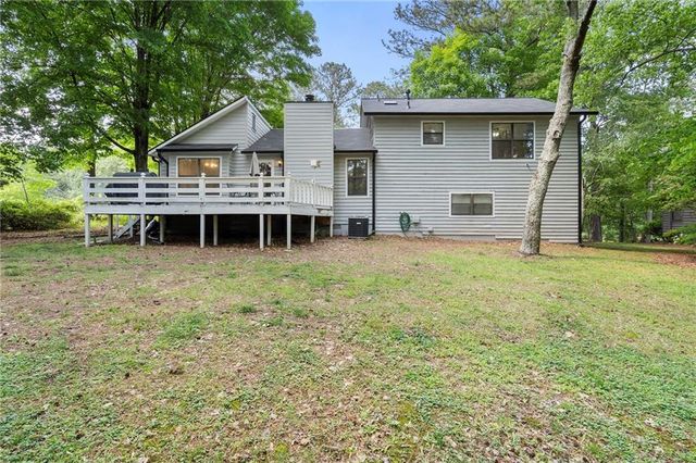 1179 Midland Drive NW, Acworth, GA 30102