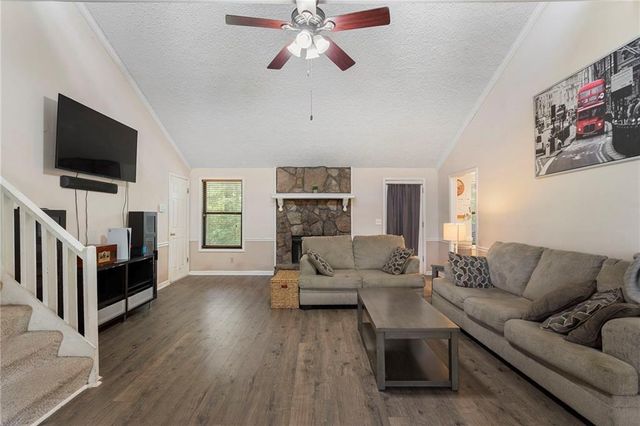 1179 Midland Drive NW, Acworth, GA 30102