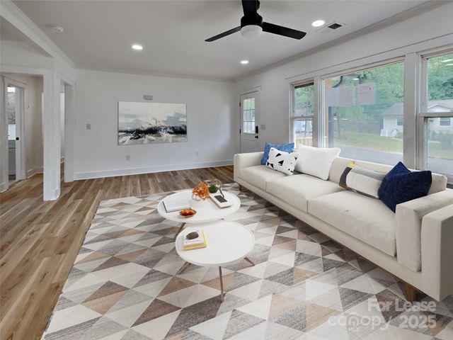 2633 Brentwood Place, Charlotte, NC 28208