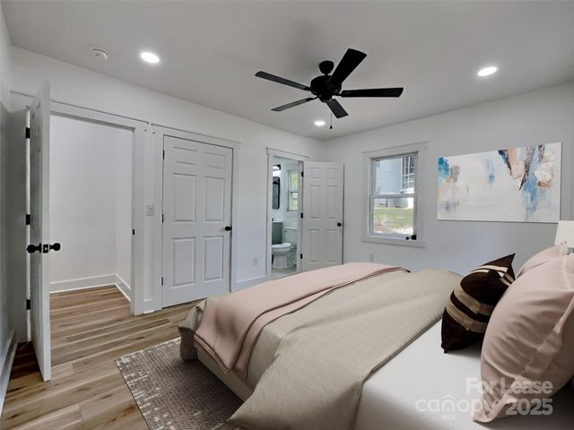 2633 Brentwood Place, Charlotte, NC 28208