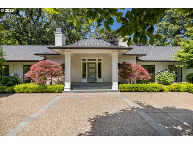 12727 S IRON MOUNTAIN Blvd, Portland, OR 97219