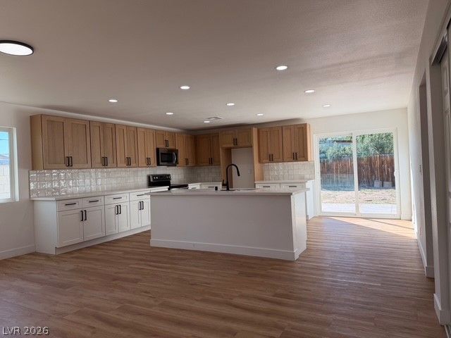 4815 El Tesoro Avenue, Las Vegas, NV 89121