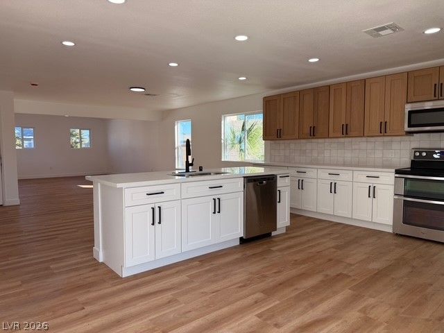 4815 El Tesoro Avenue, Las Vegas, NV 89121