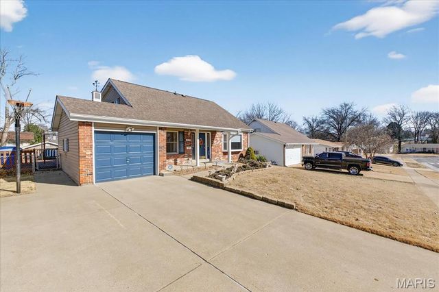 1355 Seminole Lane, Florissant, MO 63033