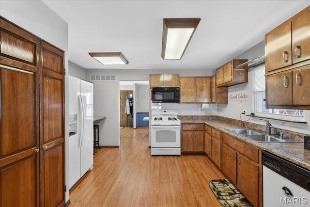 1355 Seminole Lane, Florissant, MO 63033