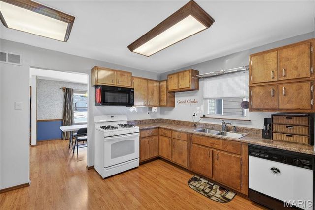 1355 Seminole Lane, Florissant, MO 63033