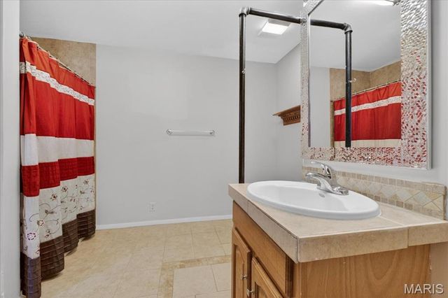 1355 Seminole Lane, Florissant, MO 63033