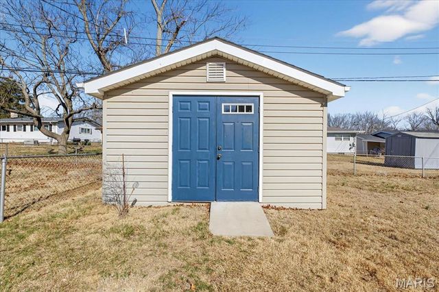 1355 Seminole Lane, Florissant, MO 63033