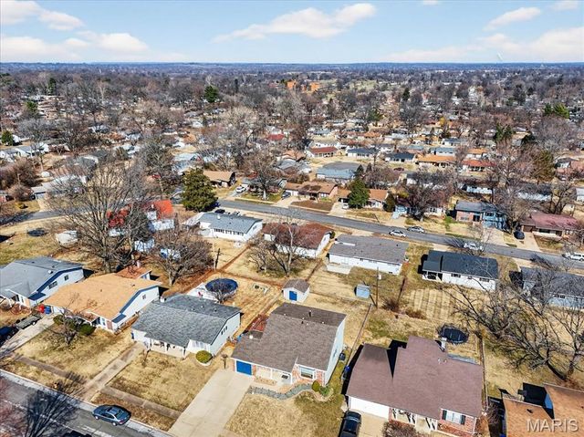 1355 Seminole Lane, Florissant, MO 63033